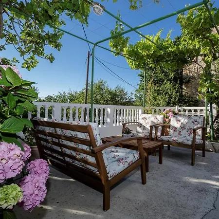 House Predrag Supetarska Draga